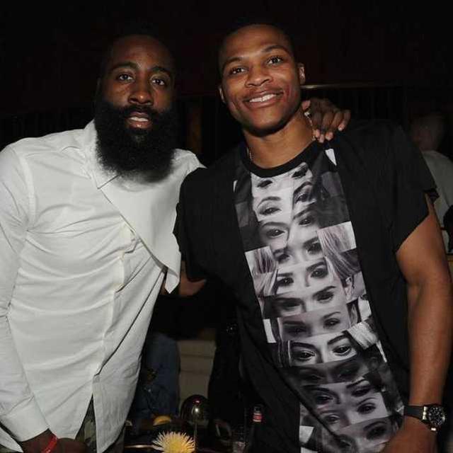 法媒：巴黎和里昂有意承办2028、2029欧联决赛，均已提交意向（法媒称巴黎与里昂欲申办2028、2029年欧联决赛，已递交意向书）